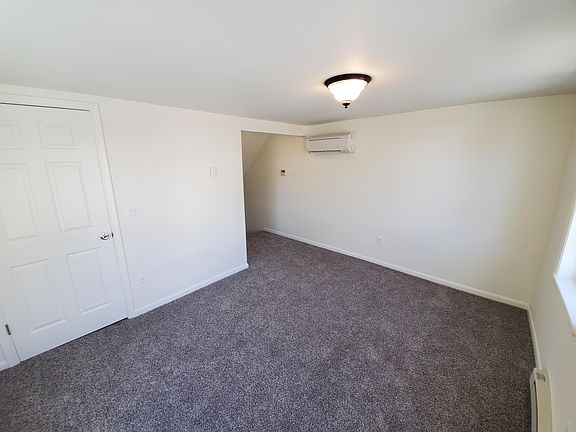 5th image of 318 Saint John St Floor 1