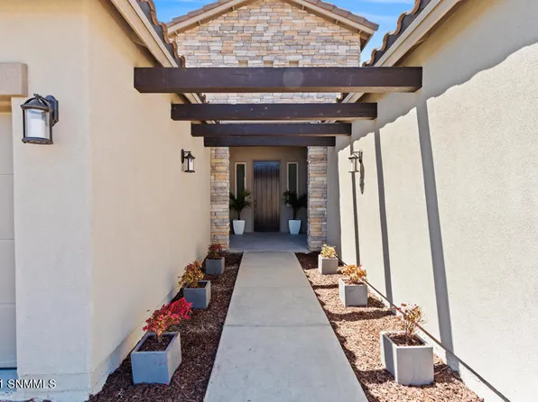 7517 Sussex Ct, Las Cruces, NM 88007