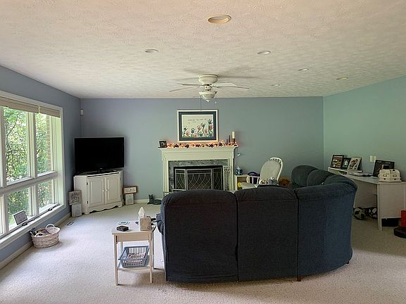 Family Room with fireplace