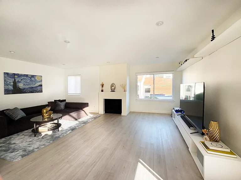 680 E Workman St — Photo 3
