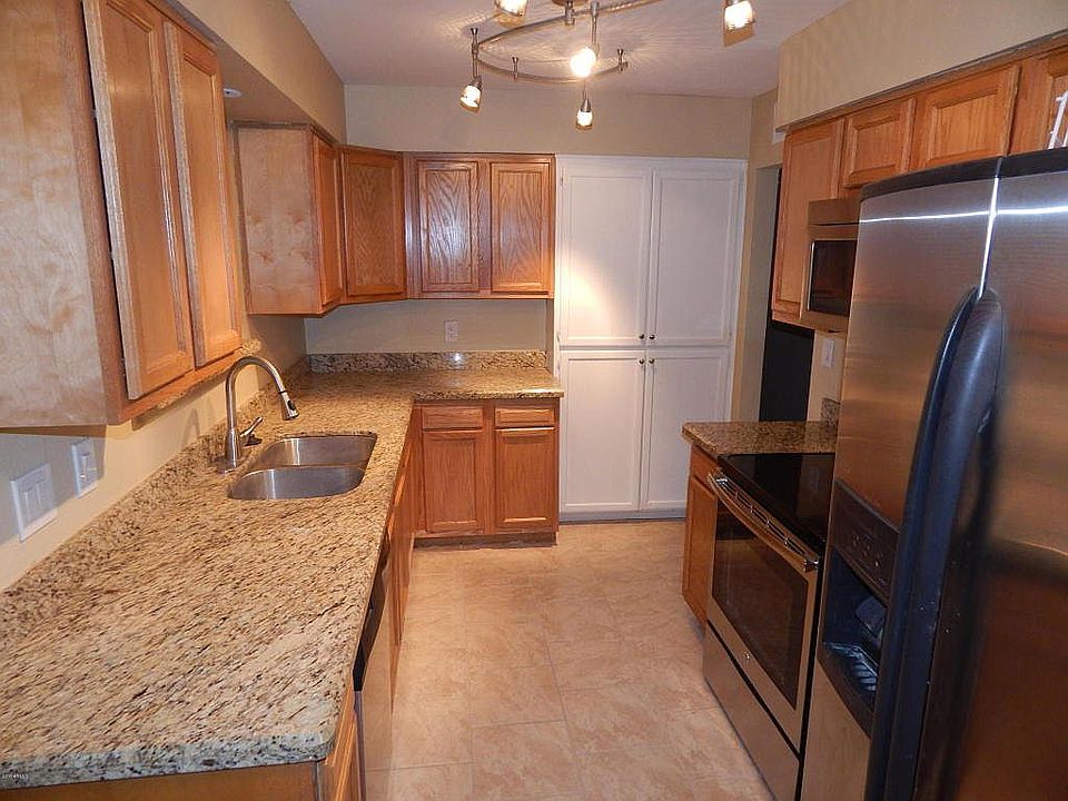 1st image of 1513 W Campo Bello Dr