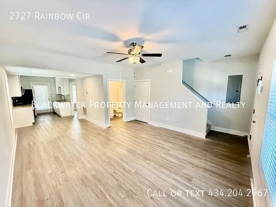 3 Bedroom Home In Stonehaven Subdivison With Move In Special! — Photo 2
