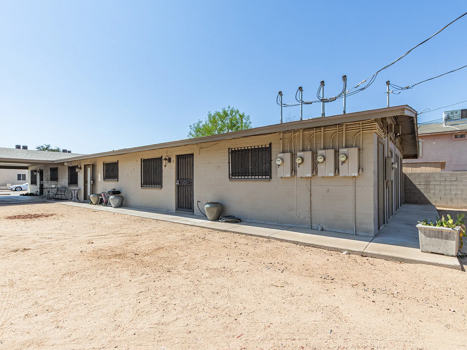 2 bed, 700 sqft, $995 — Photo 3