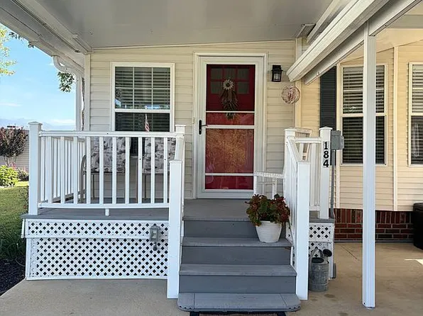 140 Jaymar Park Dr #184, Hendersonville, NC 28792