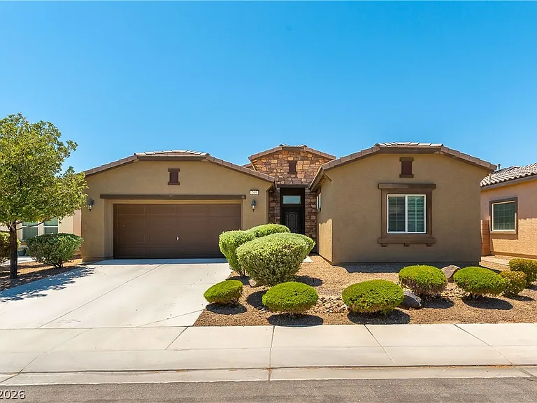 205 Dela Cruz Ave — Photo 1