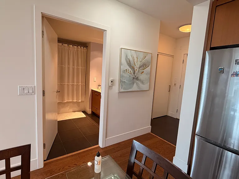 158 W 13th St #703 — Photo 5