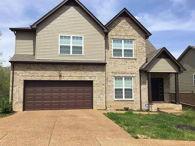 5566 Oak Chase Dr — Photo 1
