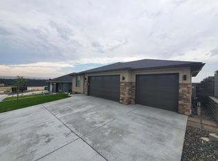 4130 N Clover Rd, Richland, WA 99352