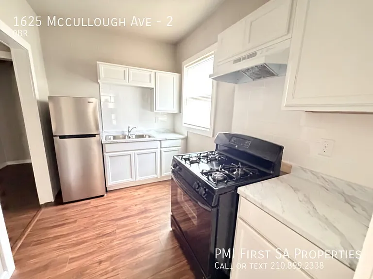 1625 McCullough Ave #2 — Photo 3