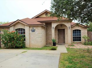 907 Rutledge Dr, Laredo, TX 78046