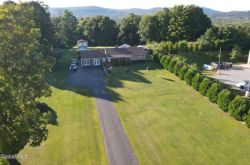 3rd image of 2484 State Highway 30