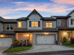 8240 Sonata Ln, Cumming, GA