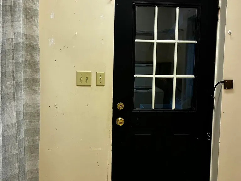 231 Main St #C — Photo 5