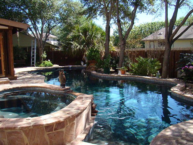 1st image of 310 Sunrise Canyon Dr