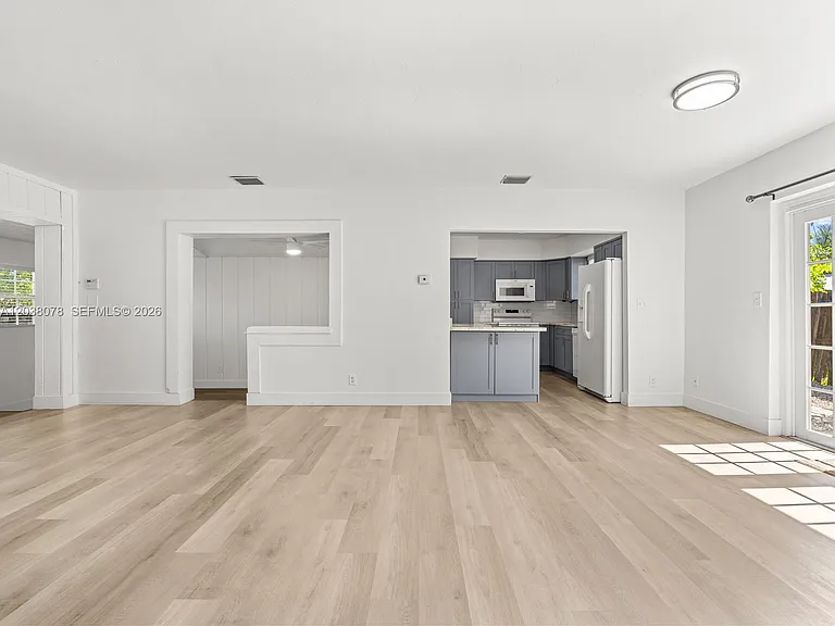 7591 Pierce St — Photo 8