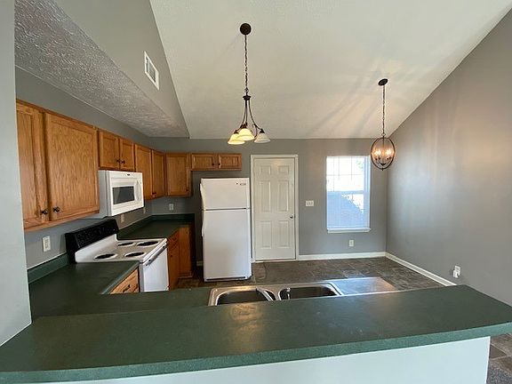 5th image of 1279 Tiree Dr