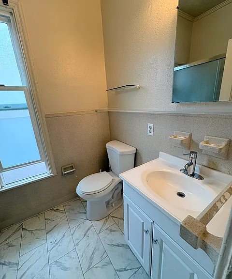 2530 College Ave #3 — Photo 42