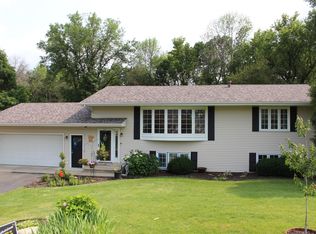 920 13th Ave SE, Forest Lake, MN 55025