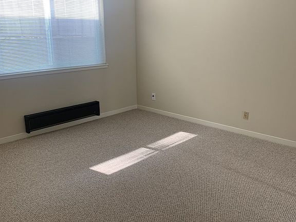 5th image of 700 Presidio Ave APT 404
