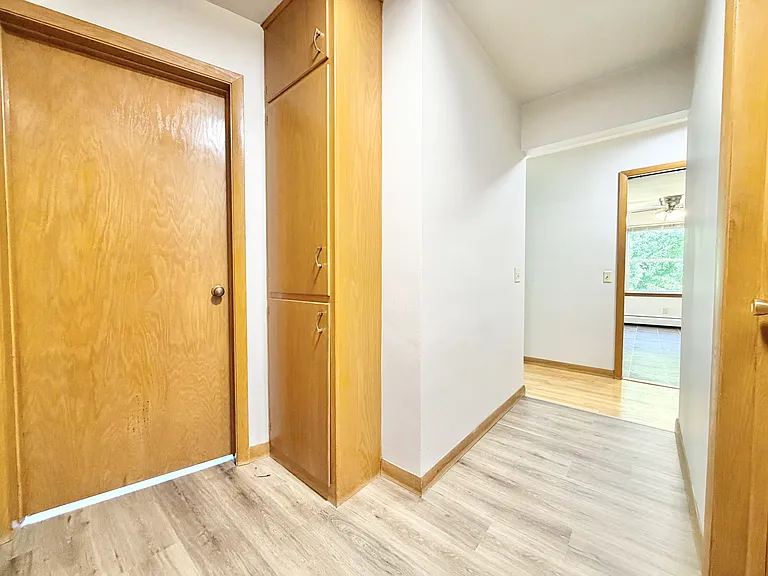 1659 Capital Ave #1 — Photo 14