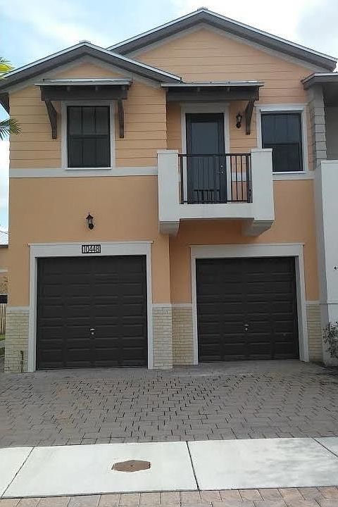 1st image of 10448 NW 61st Ln