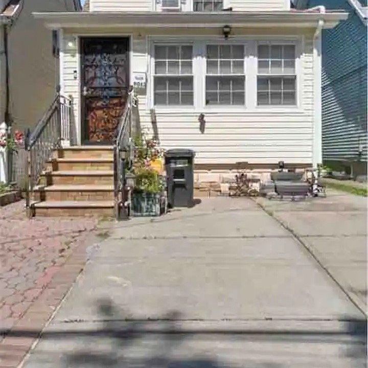 1st image of 90-63 208th St