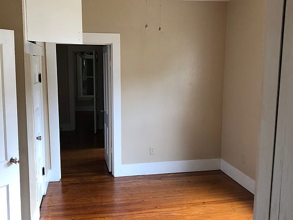 3rd image of 420 N Brown St
