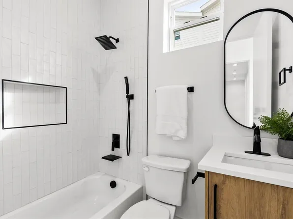 815 E 5th St #205, Dallas, TX 75203