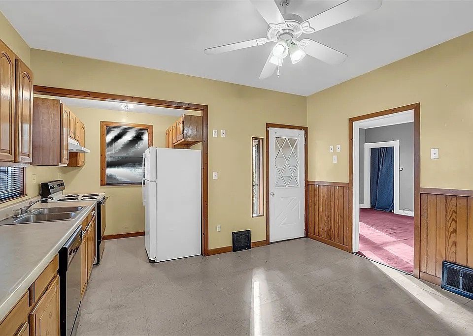 mudroom entrance