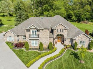 2924 Shadow Wood Ln, Cape Girardeau, MO 63701