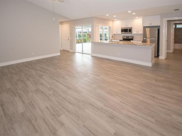 3604 Pin Oak Ct