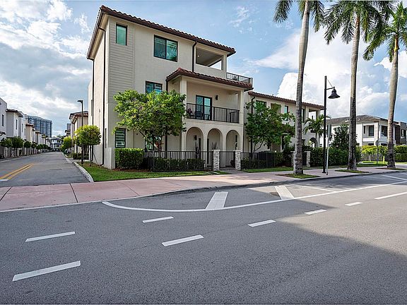 2nd image of 8321 Central Park Boulevard