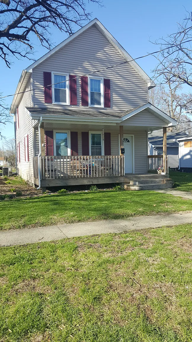 308 W Warner St photo 1