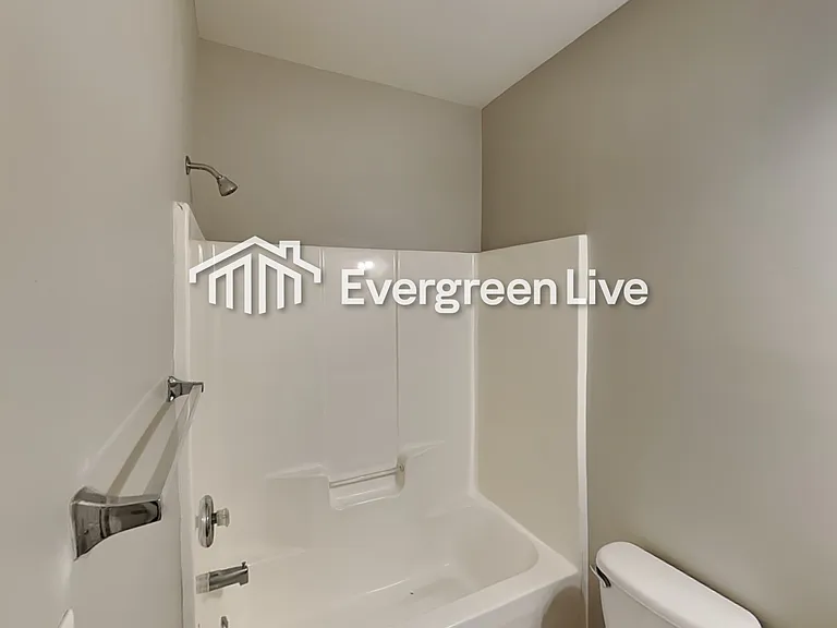5060 Pioneer Pkwy — Photo 15