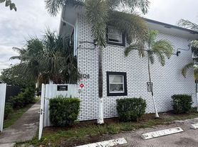 3128 SW 12th Pl, Fort Lauderdale, FL