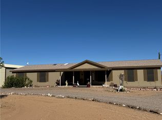 4222 N Estrella Rd, Golden Valley, AZ 86413