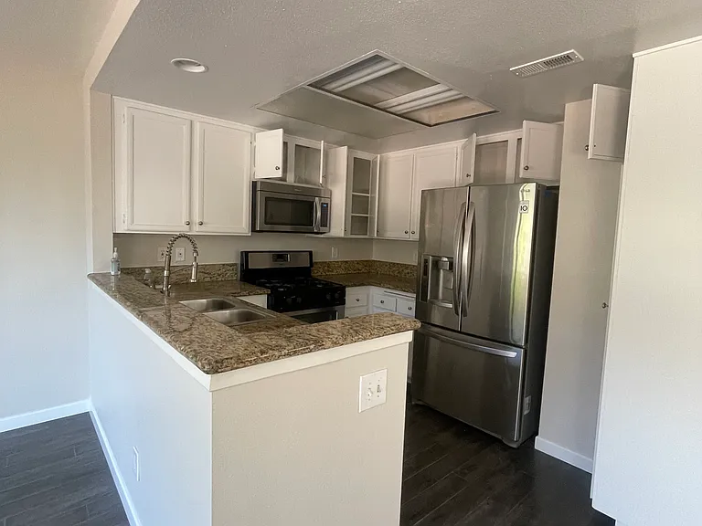7986 Alton Dr — Photo 2