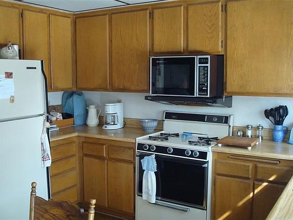 Plenty of Cabinet Space