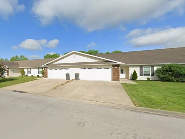123 Timber Trl, Carterville, IL 62918