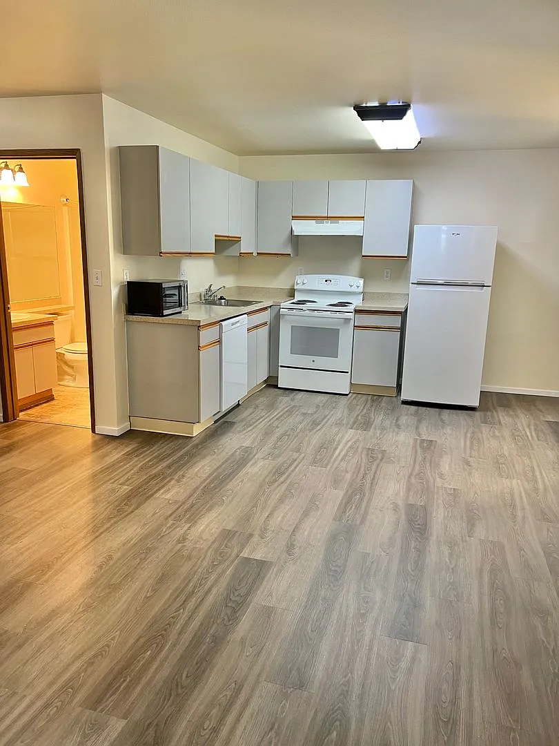 Building Photo - Tuscany Apartments