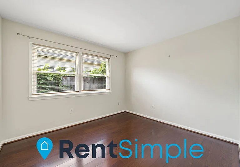 618 S Barton St — Photo 19