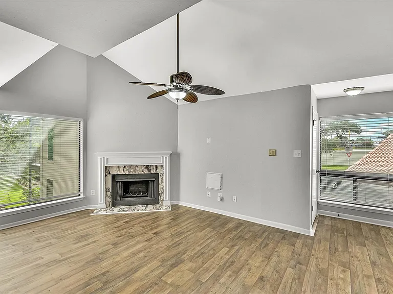 2918 Ranch Road 620 N #C118 — Photo 3