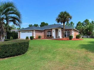 7458 Manatee St, Navarre, FL 32566