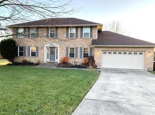 6876 Foxfield Dr, Mason, OH 45040