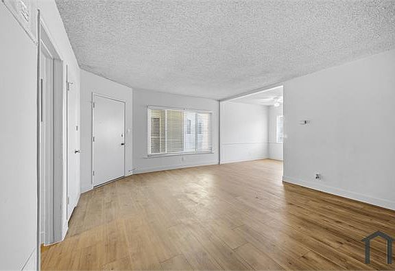 3rd image of 3817 Gibraltar Ave APT 7