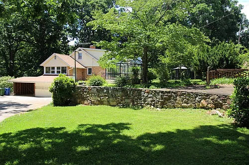27 White Pine Dr Photo 1