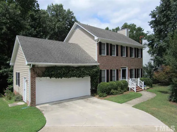 6105 Remington Lake Dr, Raleigh, NC 27616