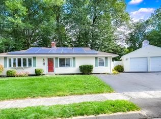27 Heron Rd, East Hartford, CT 06118