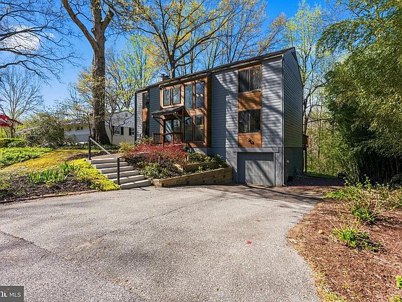 3rd image of 485 Severnside Dr