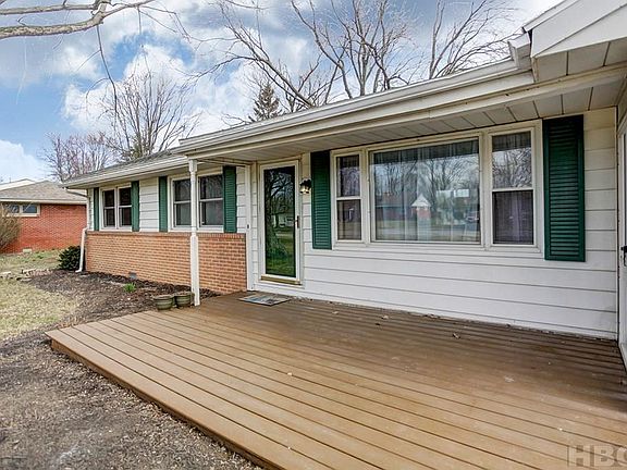 3rd image of 1539 Greenfield Dr